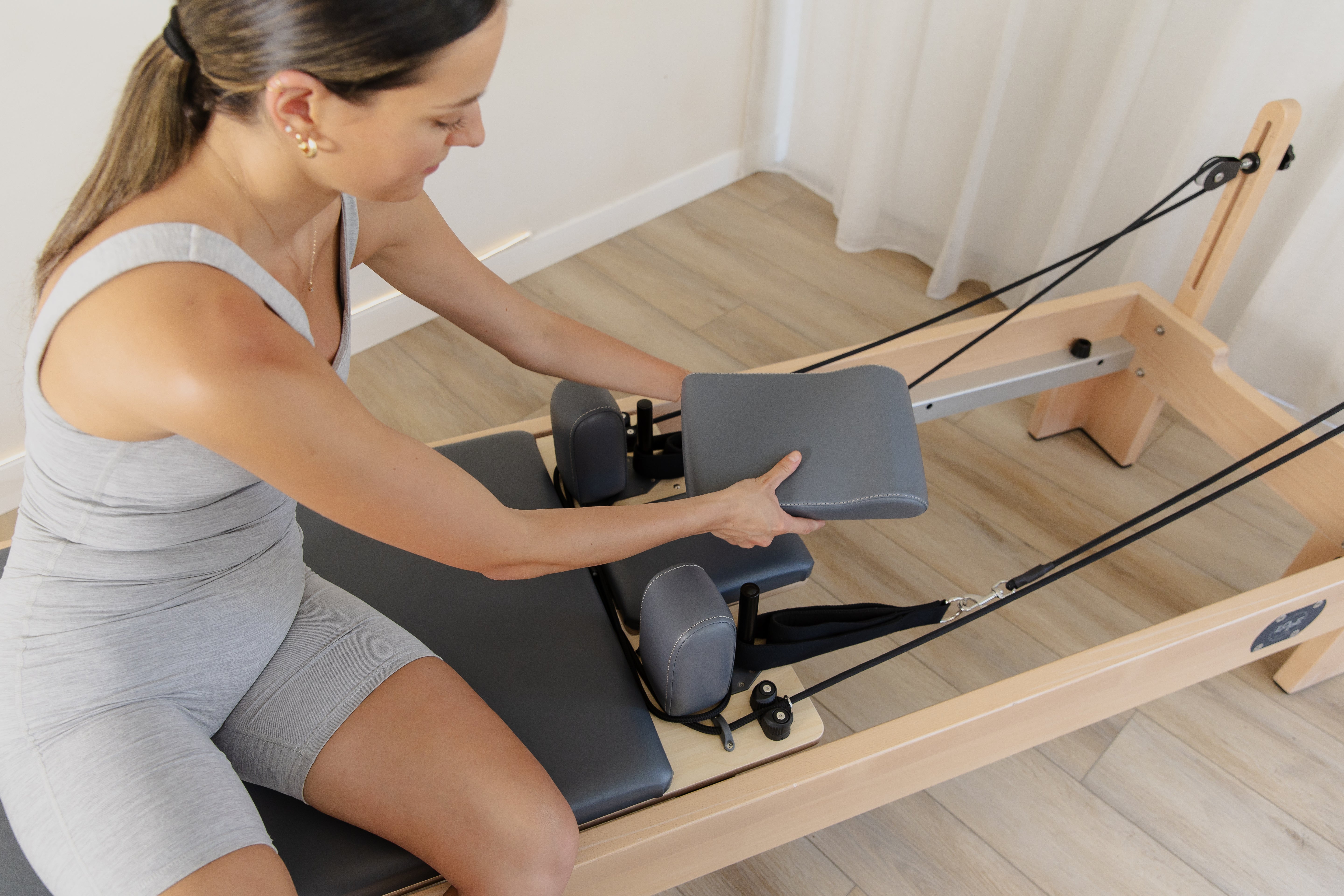 Reformer Head Cushion Grey