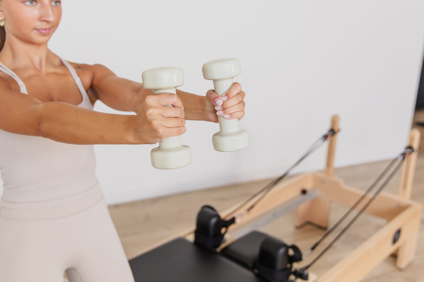 2kg Hand Held Weights Creamy/Sage - One Pair