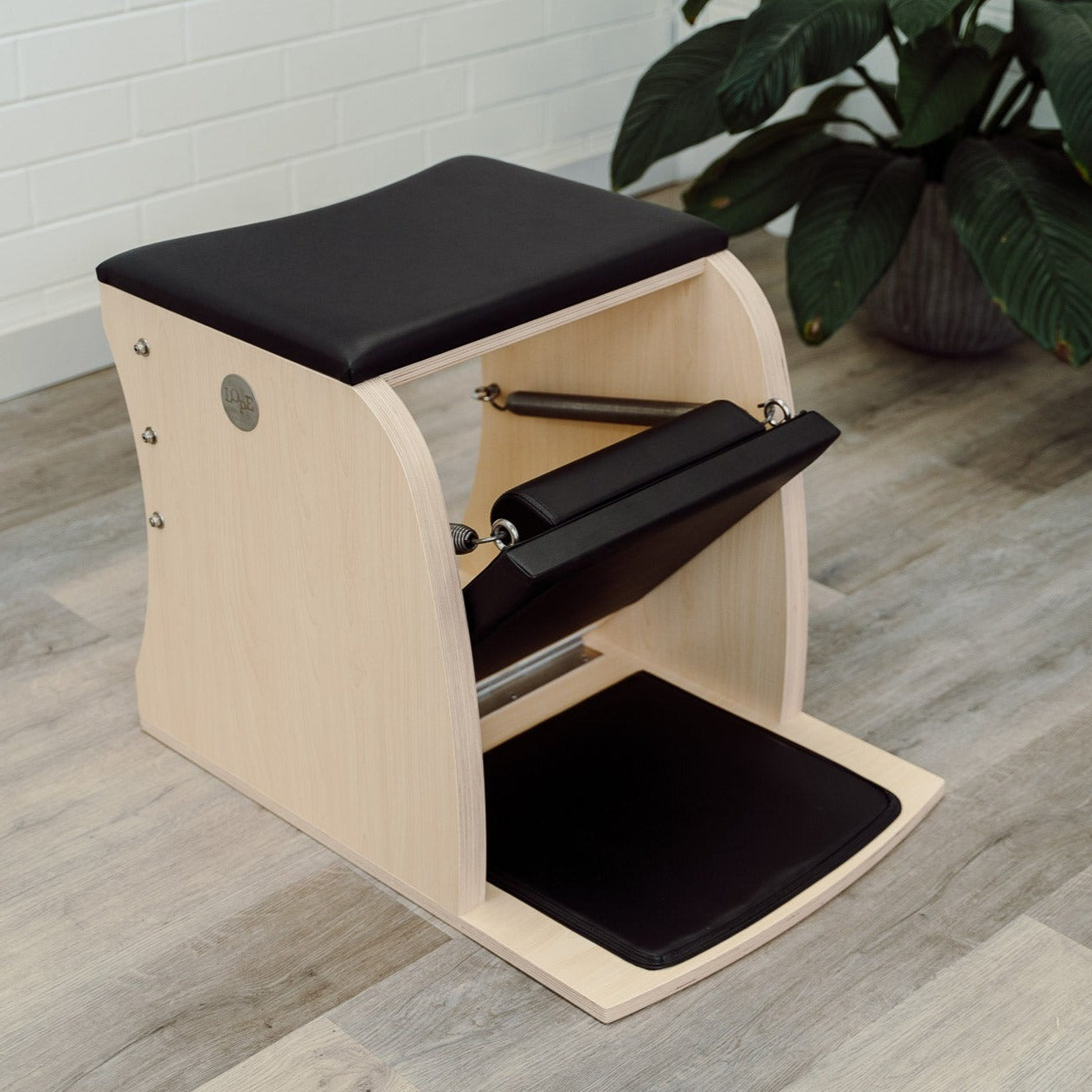 Wunda Chair