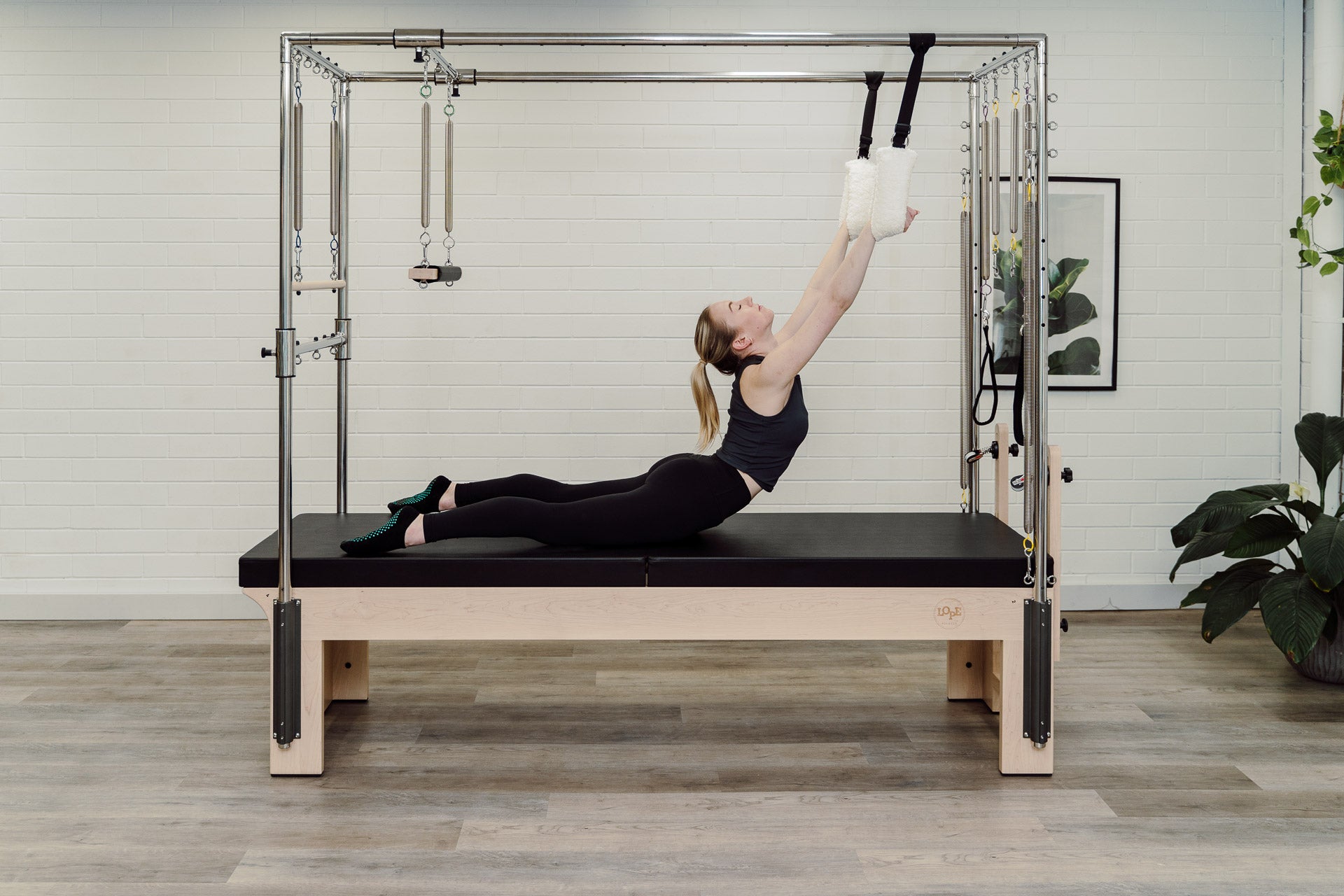 Maple Wood Reformer Cadillac Black