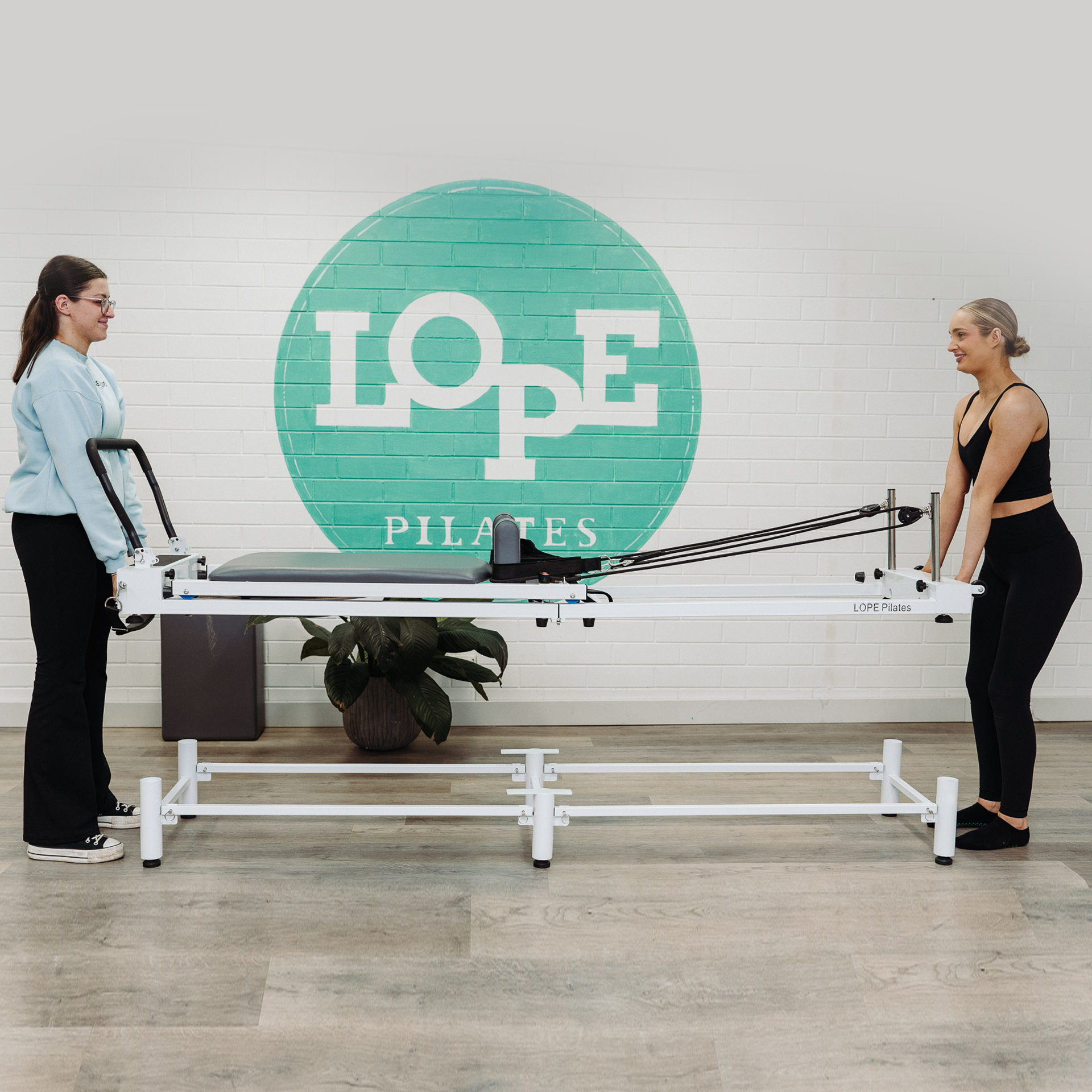 LOPE Home Reformer Stand