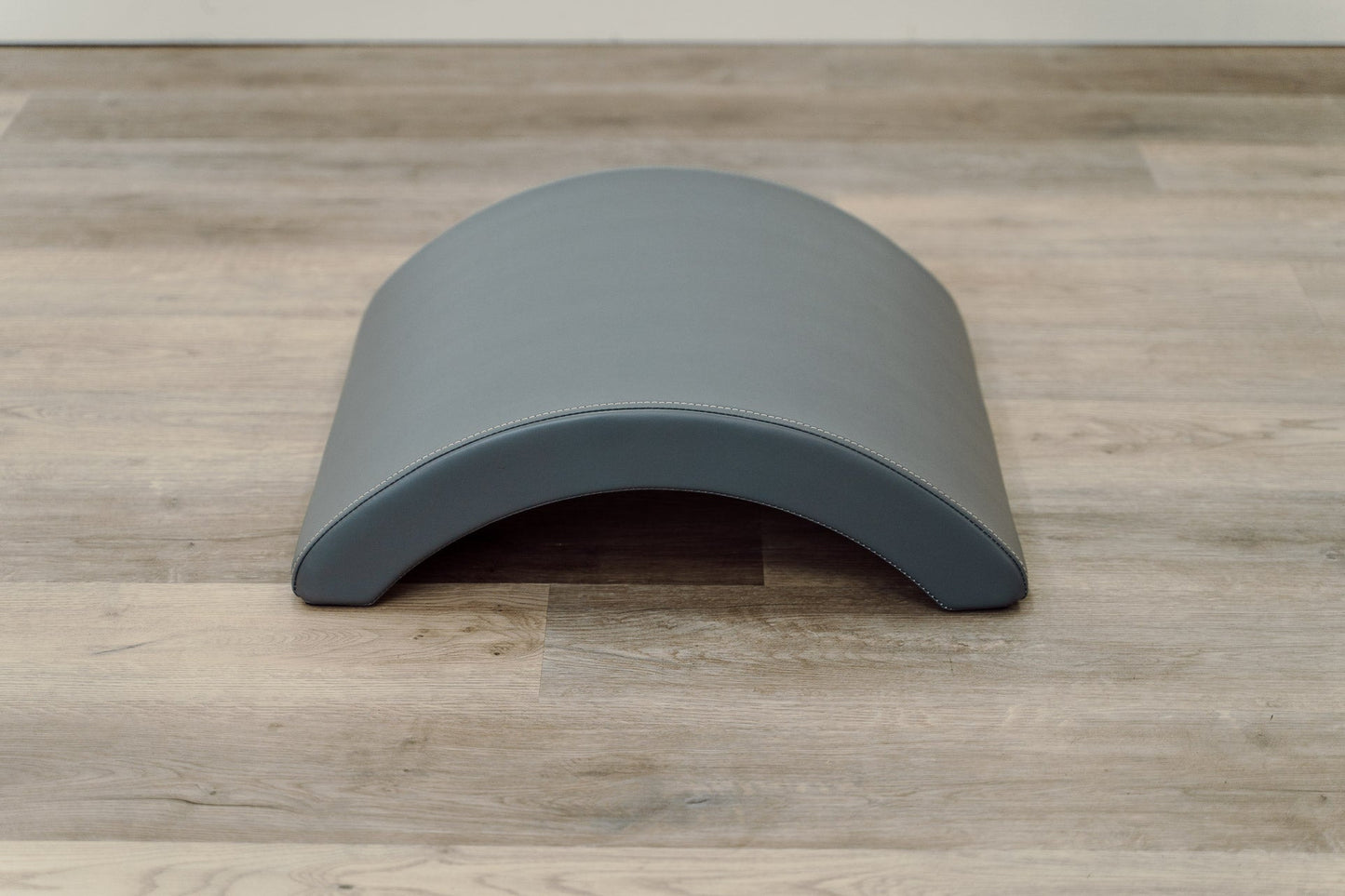 Hollow Arc- Grey
